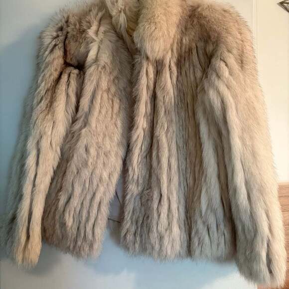 Vintage Saga Fox Natural Blue Fox Fur Coat - Picture 2 of 5